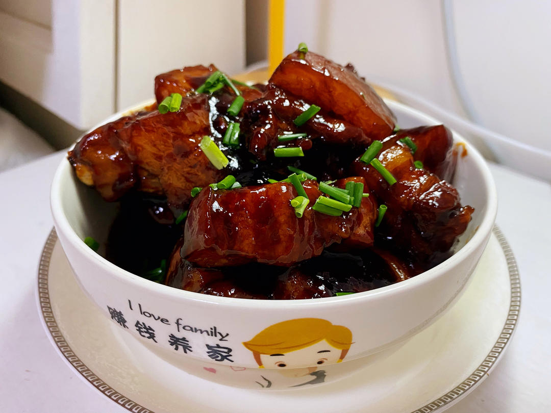 私房红烧肉 垂涎三尺软糯无比