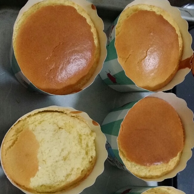 棉花纸杯蛋糕