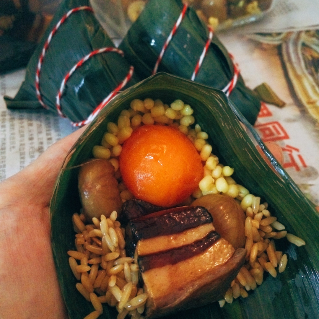 蛋黄绿豆大肉粽