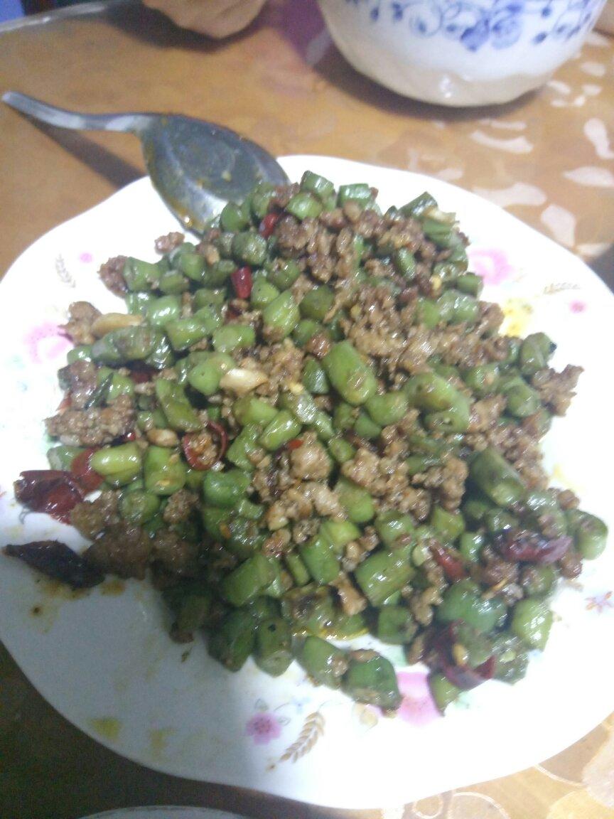 肉沫豆角下饭菜