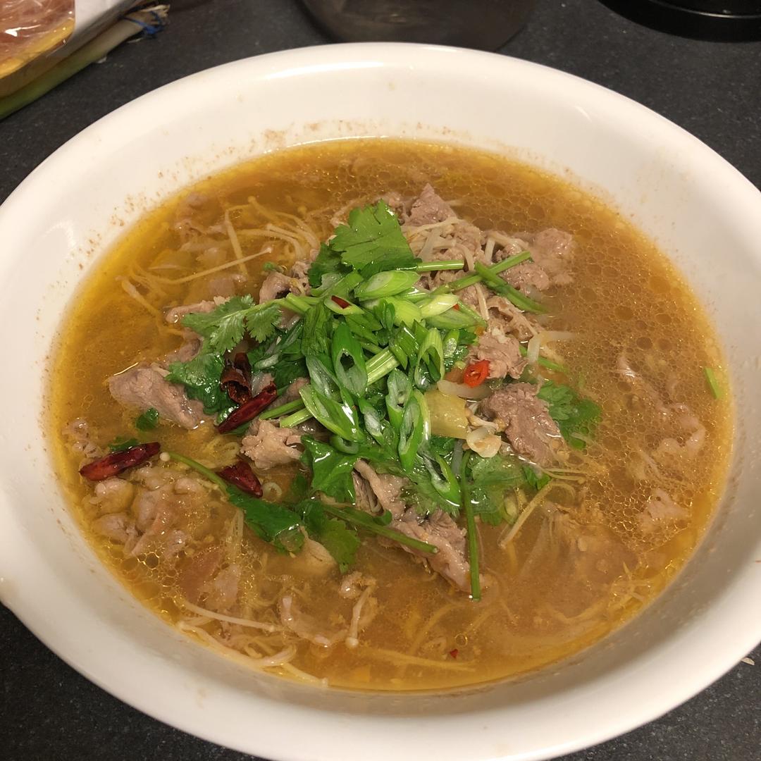 堂妈小厨——酸汤肥牛