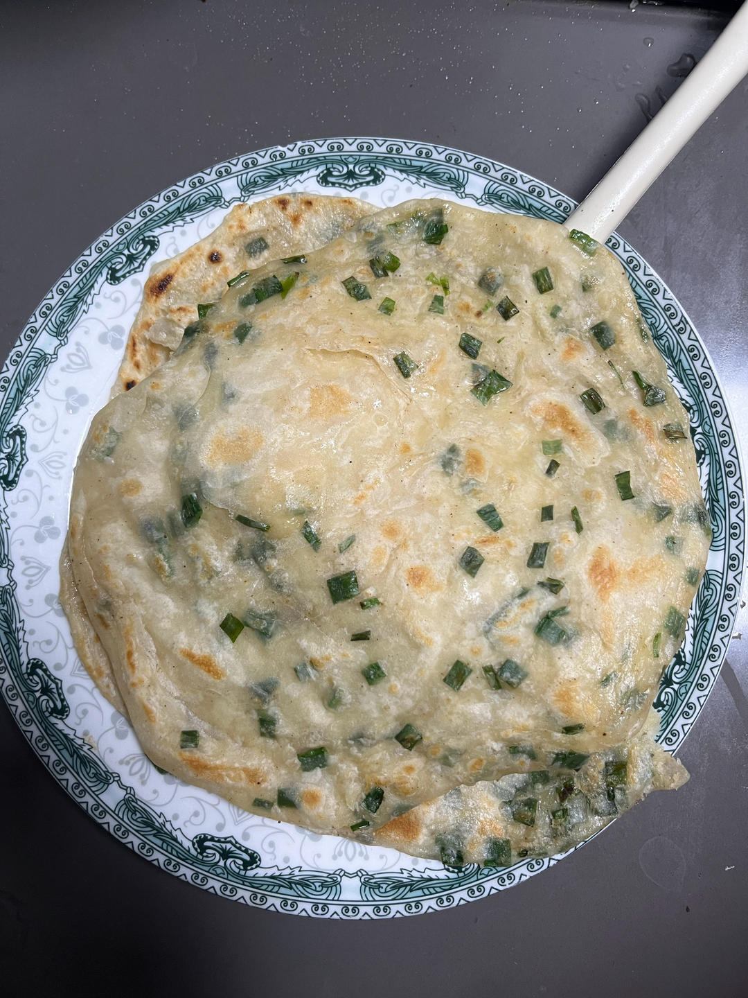 酥酥香香的葱油饼