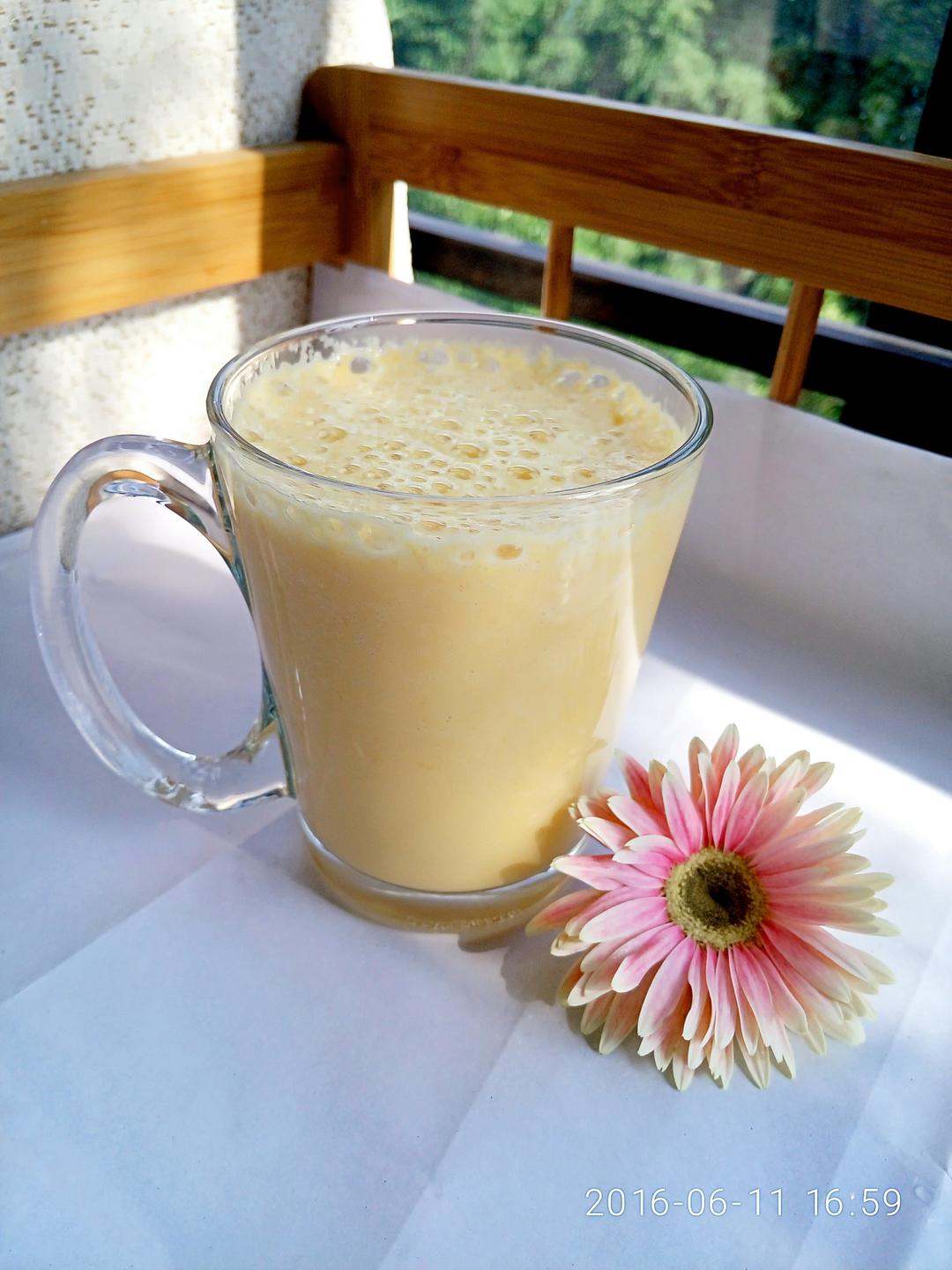 芒果奶昔的做法