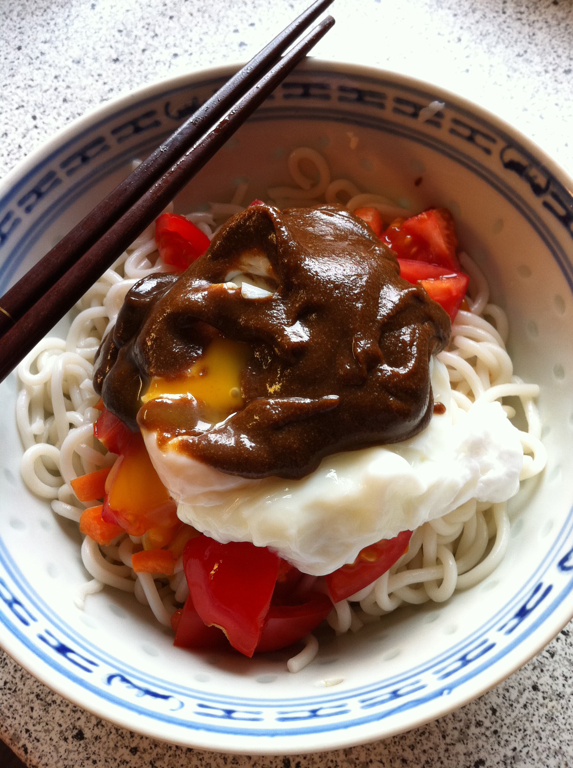蛋黄麻酱拌面