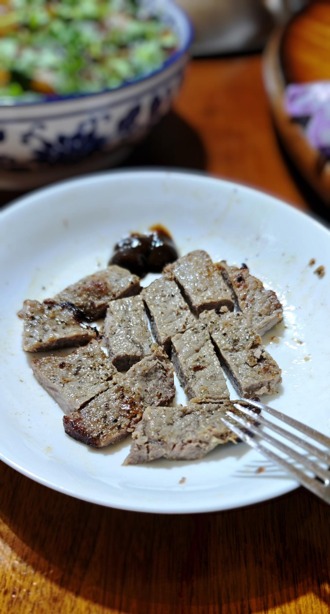 不可能失手的煎牛排教程，把牛排煎成吃不起的样子！