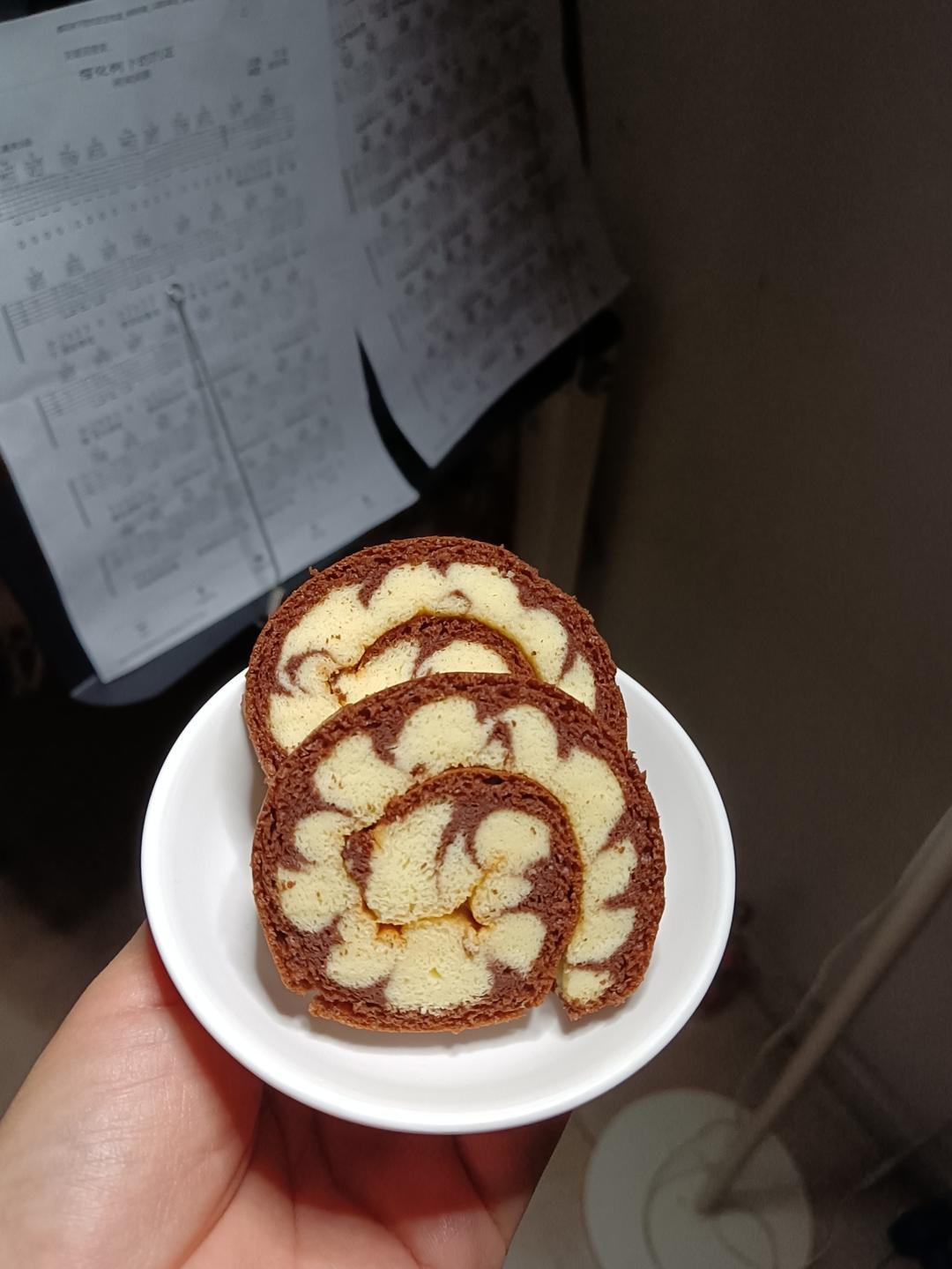 可可旋风蛋糕卷