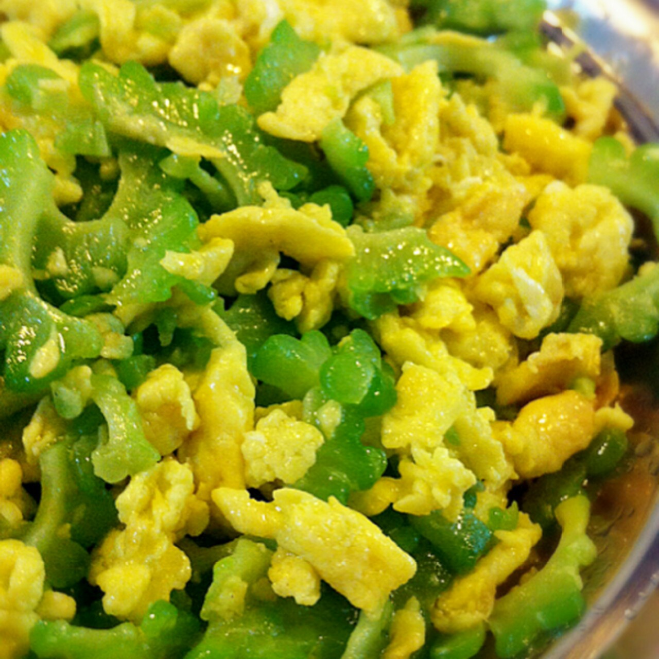 我湜沵嘚所囿做的苦瓜炒鸡蛋