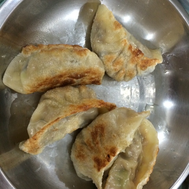 煎饺子