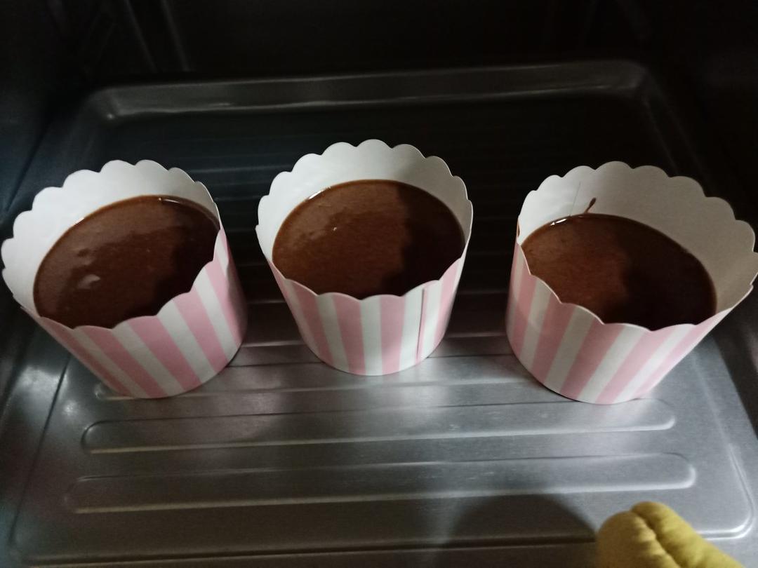 巧克力熔岩蛋糕(全图文超简单)