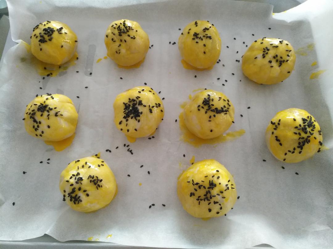 《Tinrry+》蛋黄酥