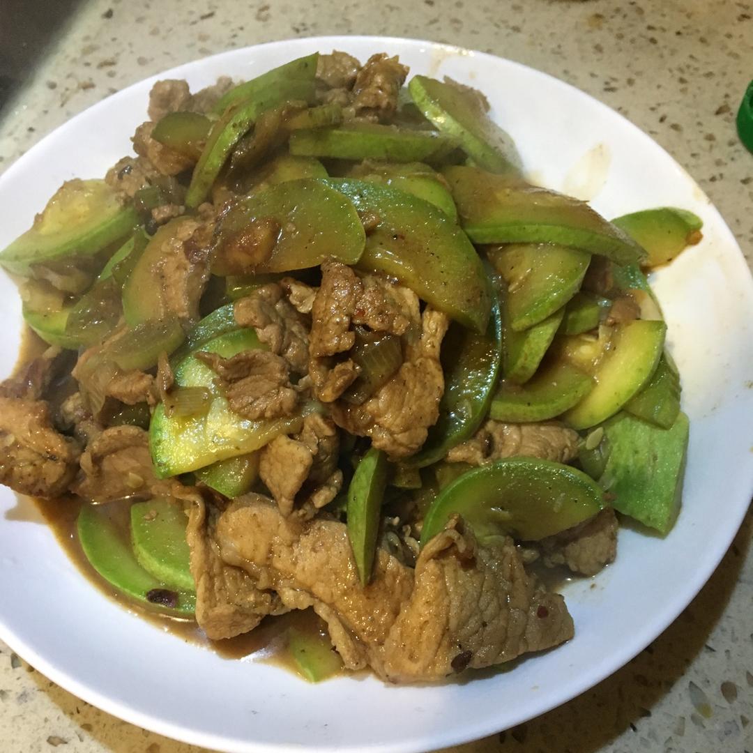 西葫芦炒肉片