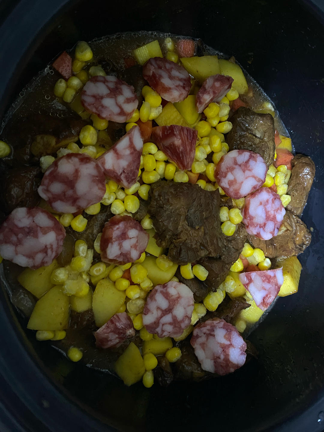 爆赞排骨土豆焖饭