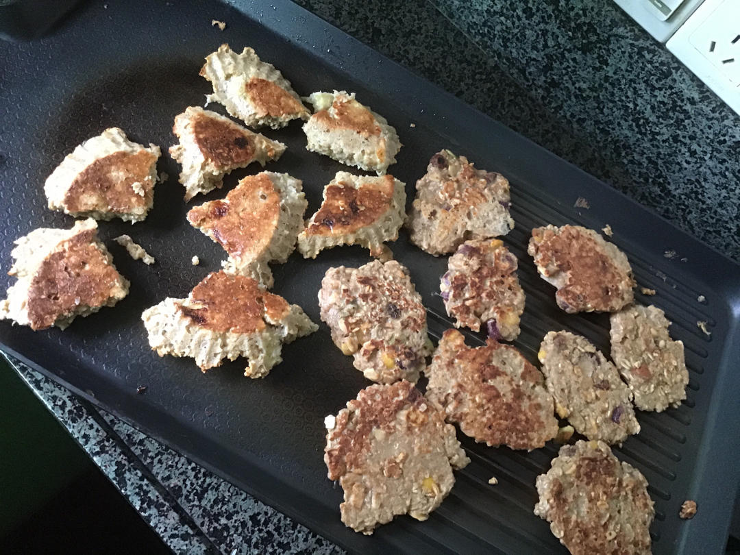 早餐饱腹：牛奶燕麦饼