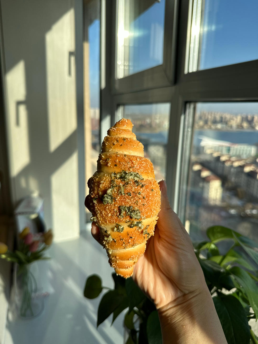 蒜香芝士海盐卷｜盐面包｜盐可颂