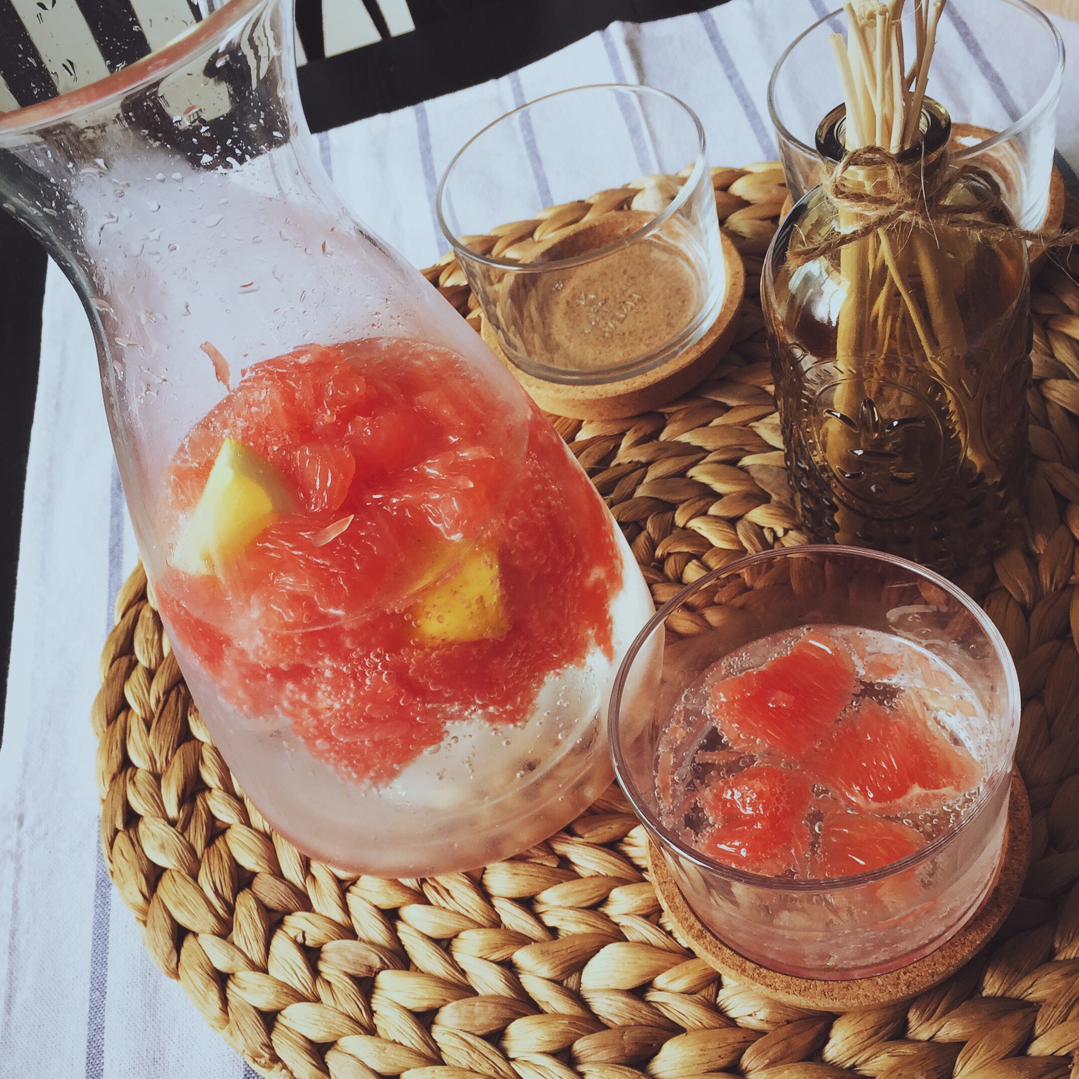 柠檬西柚梅子汽酒的全部作品