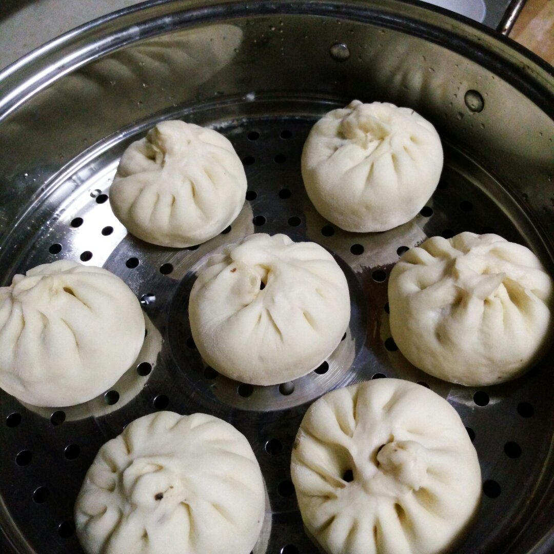 梅干菜肉包