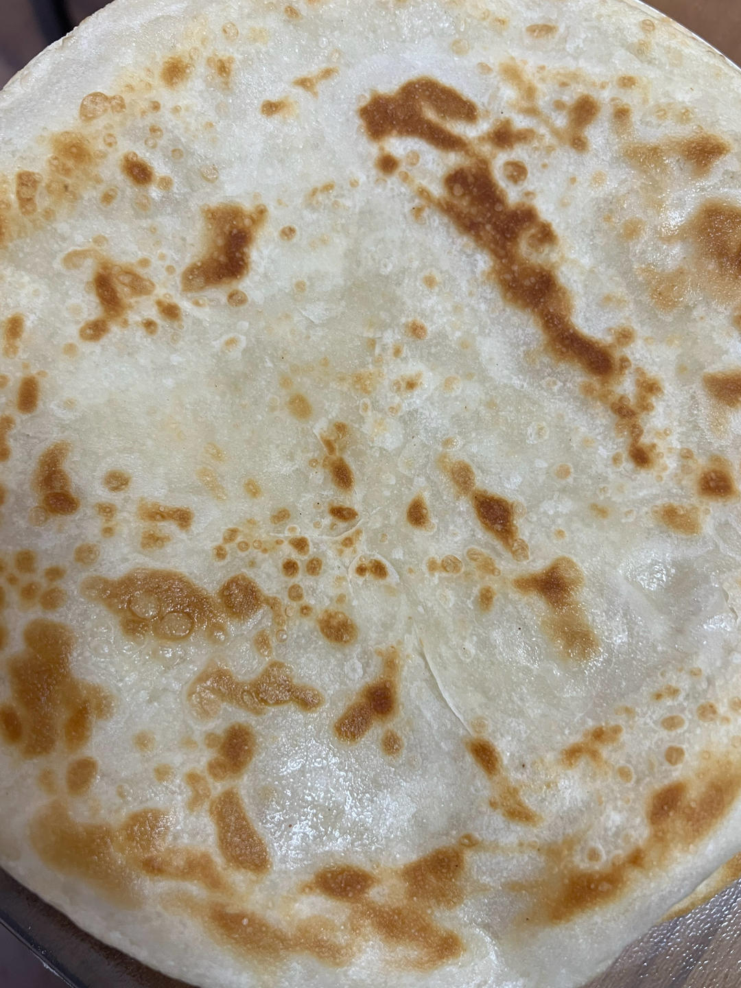 烙饼不硬的小窍门 掌握了你也能看出柔软多层凉了不硬的小油饼
