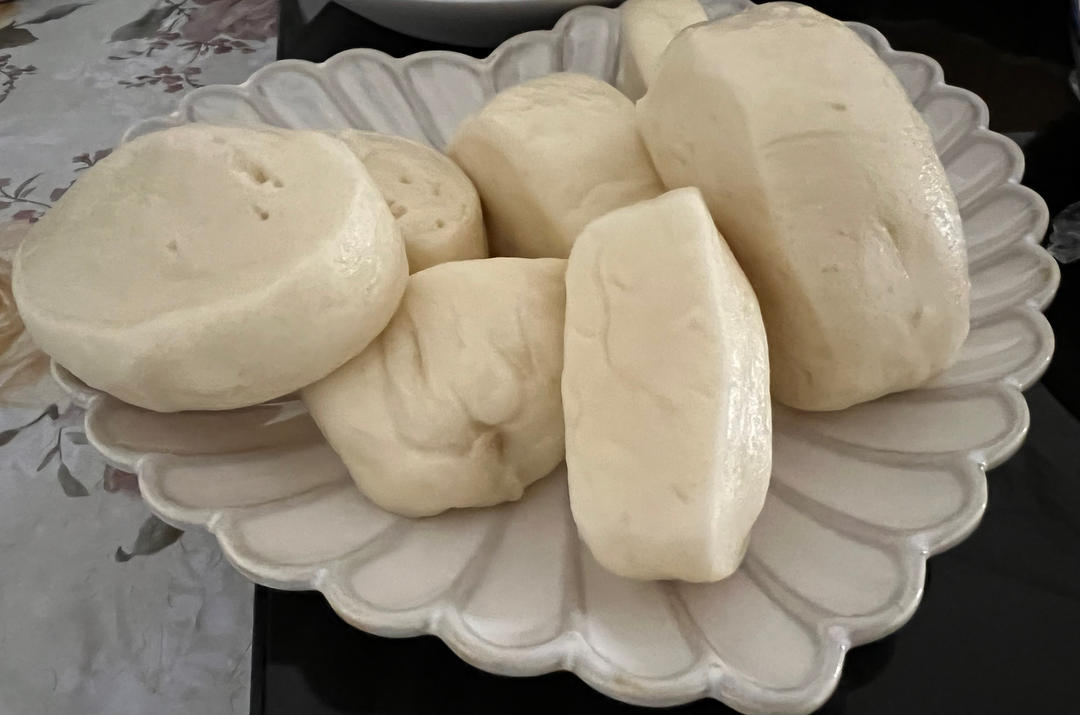 奶香小馒头 光滑细腻 奶香味十足 孩子的最爱 附细节视频详解