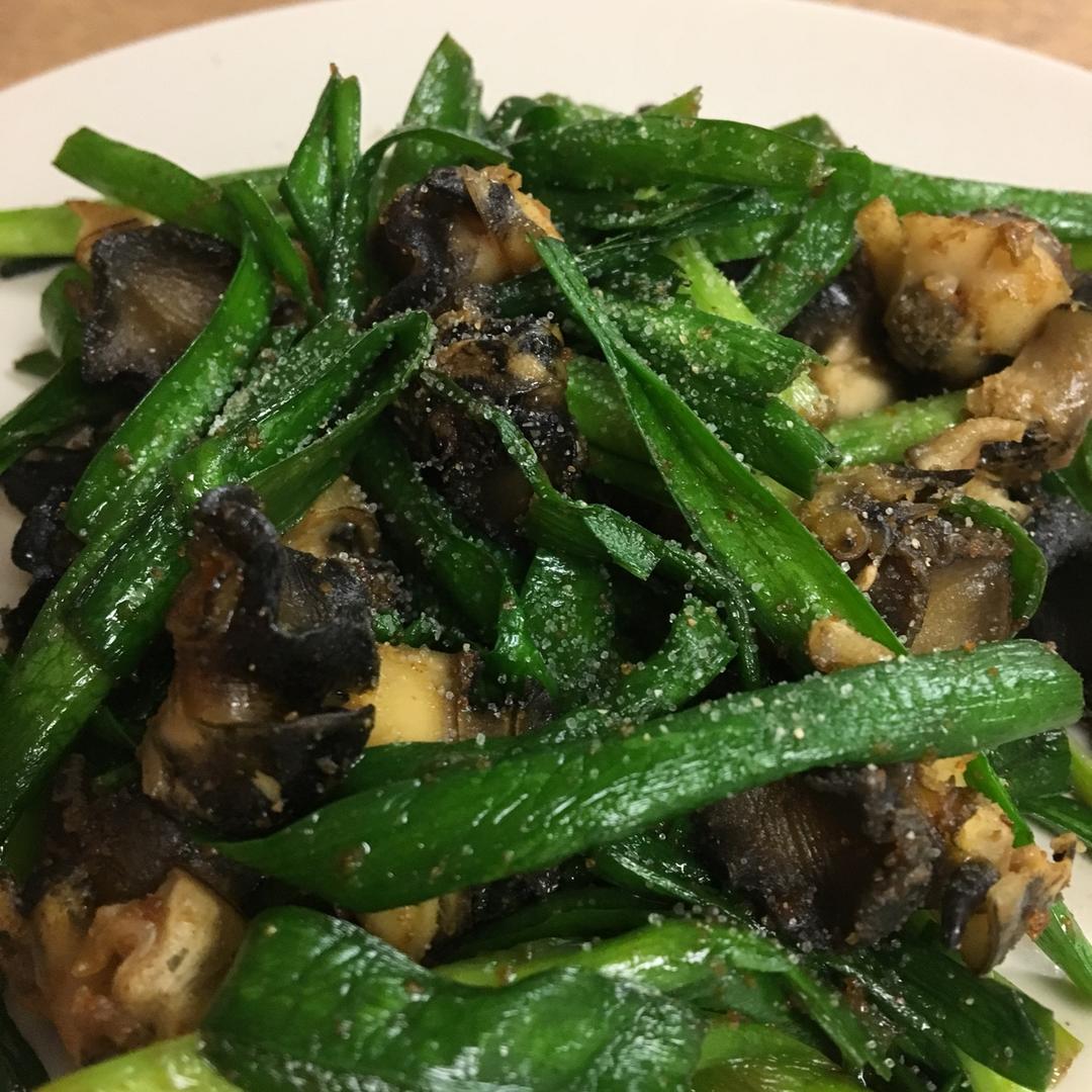 春日一道鲜——韭菜炒螺肉