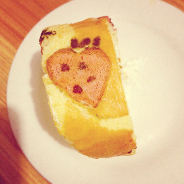 彩绘草莓蛋糕卷