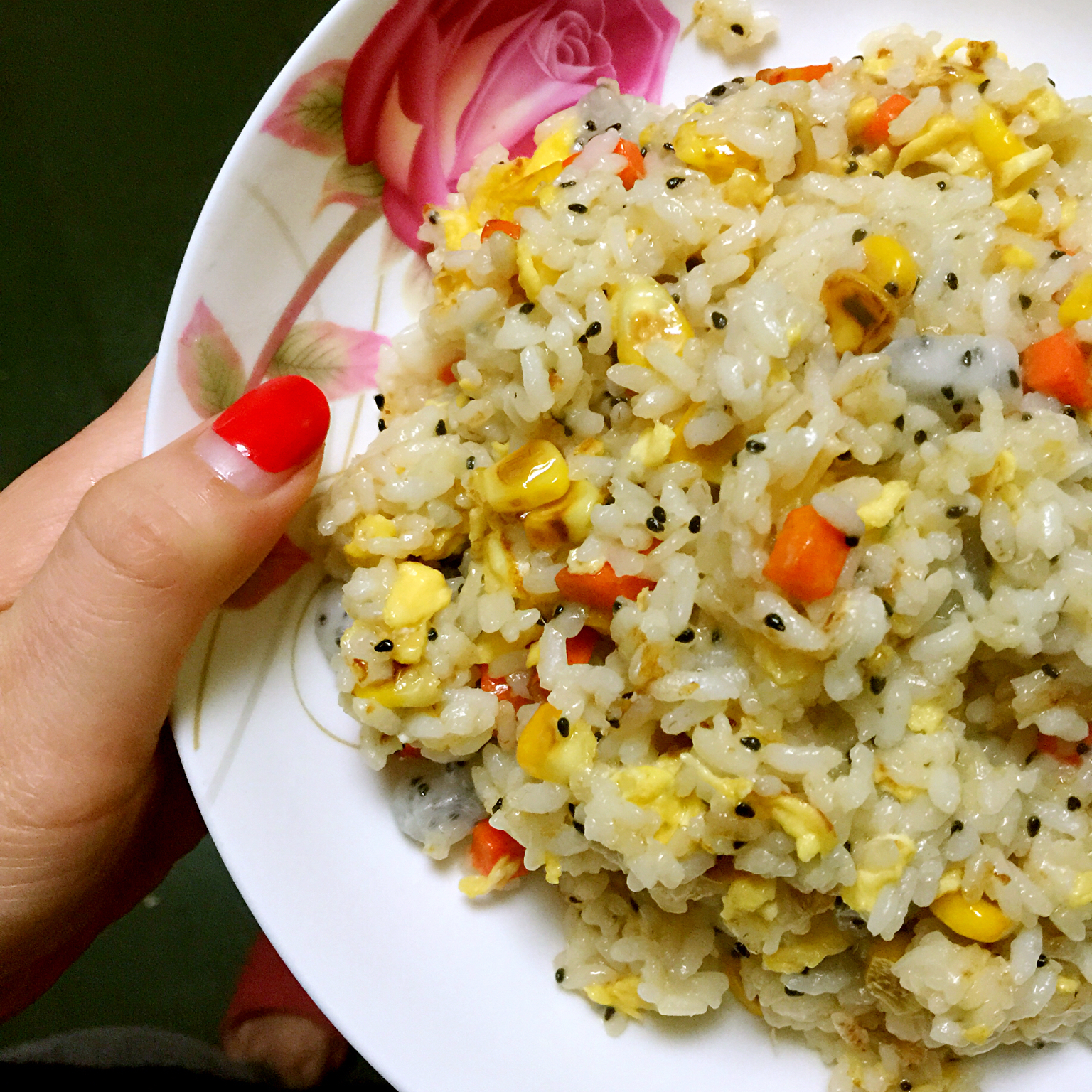 清爽火龙果炒饭