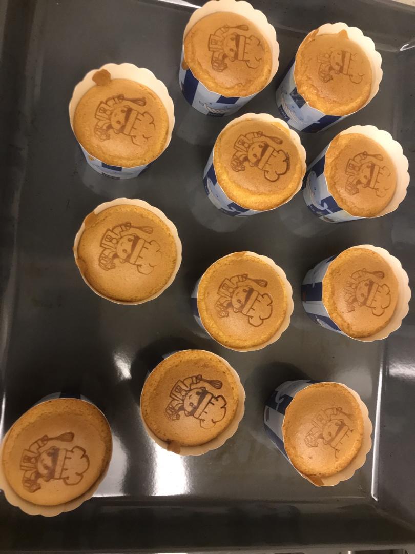 戚风纸杯蛋糕