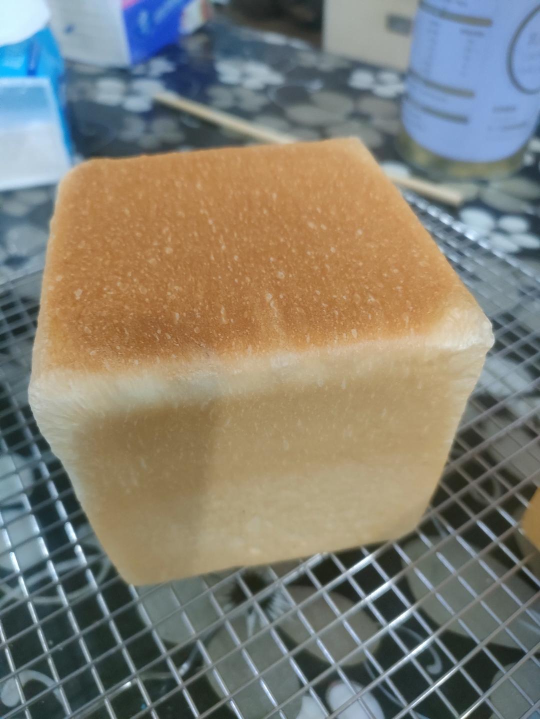 蛋白炼乳小吐司