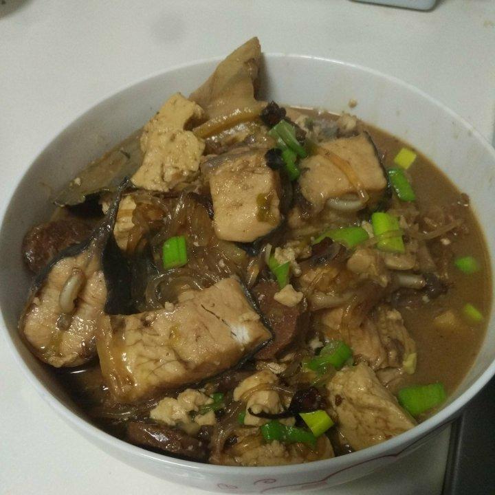 铁锅炖鲟鱼