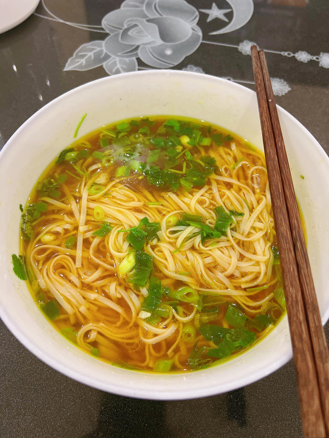 一碗热汤面