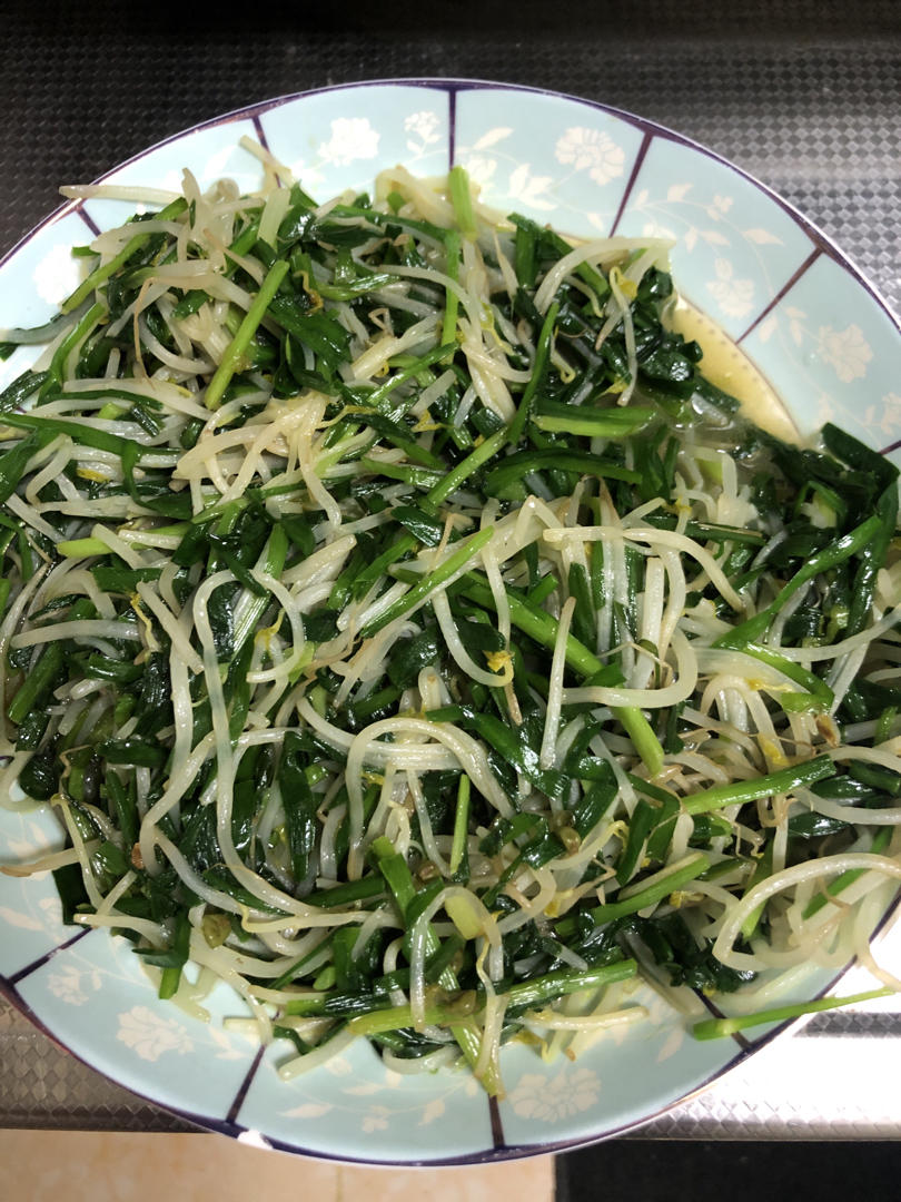 韭菜炒豆芽