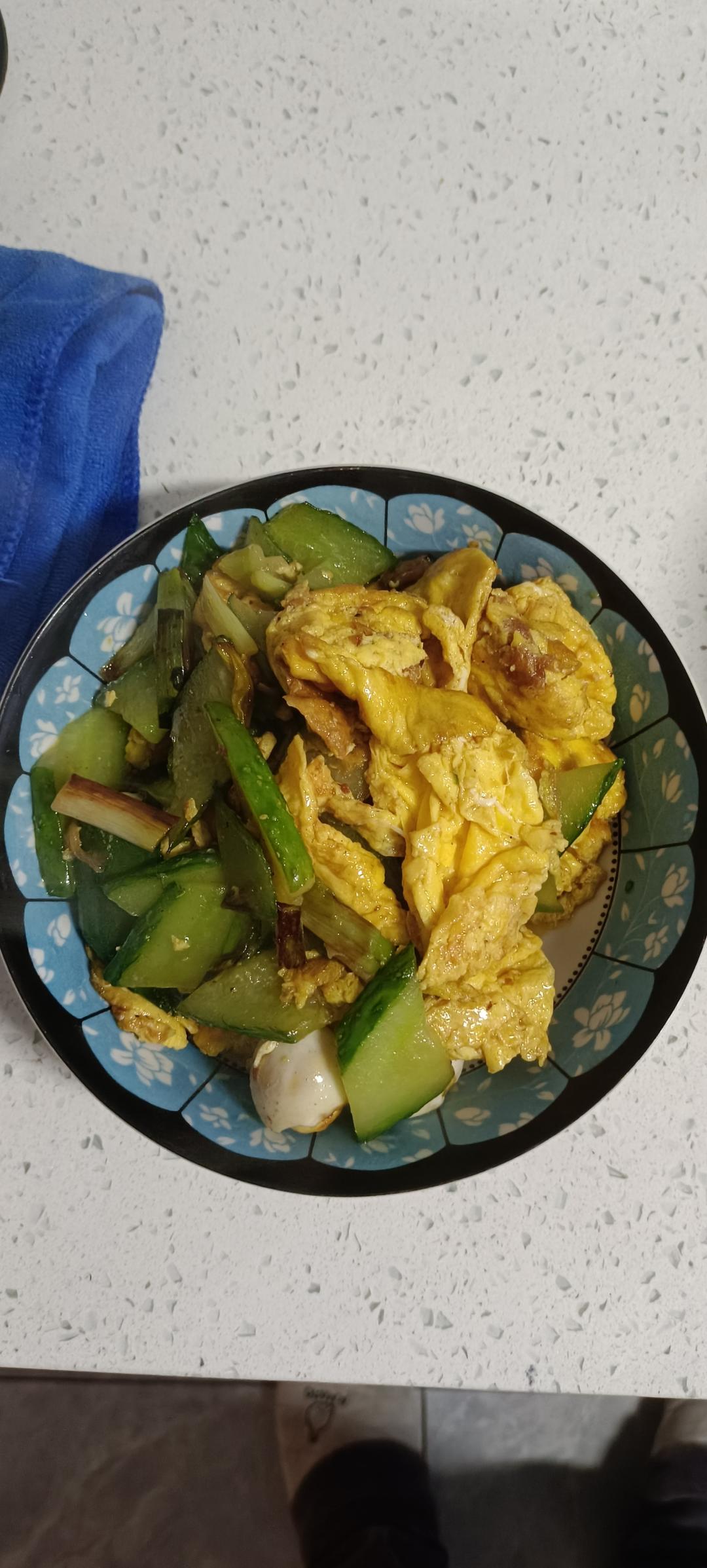黄瓜炒鸡蛋 （青瓜炒鸡蛋）