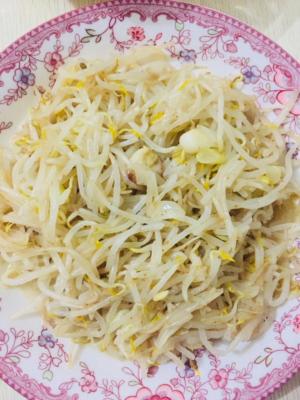 炝炒绿豆芽