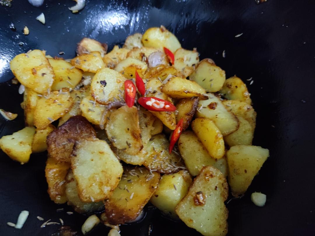 干锅土豆儿