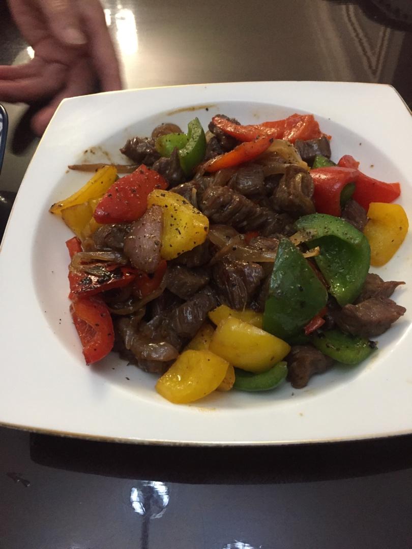 黑椒牛肉粒 Black Pepper Beef Cubes