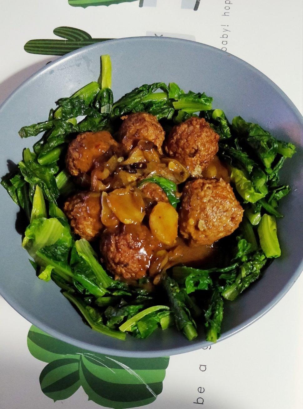 四喜丸子/红烧狮子头 Chinese Meatballs