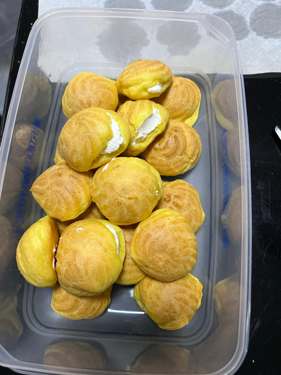 简单易成功的奶油小泡芙做法