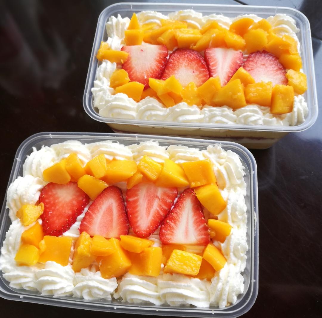 简单快手的便当饭盒水果盒子蛋糕