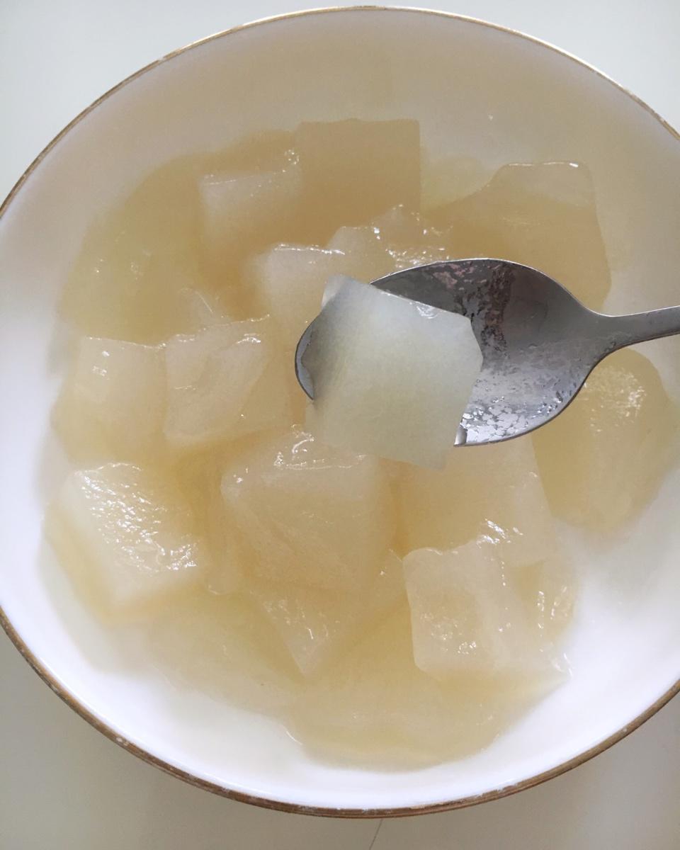 雪梨银耳冻糕 宝宝辅食天天学