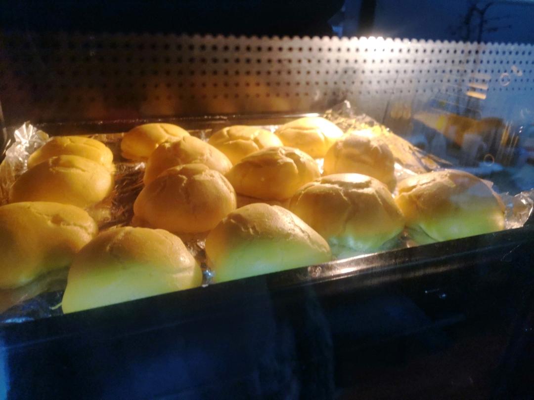 简单易成功的奶油小泡芙做法