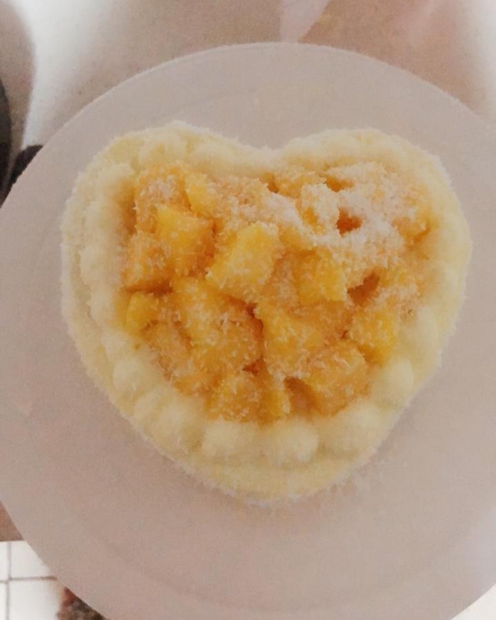椰香芒果玫瑰奶油蛋糕