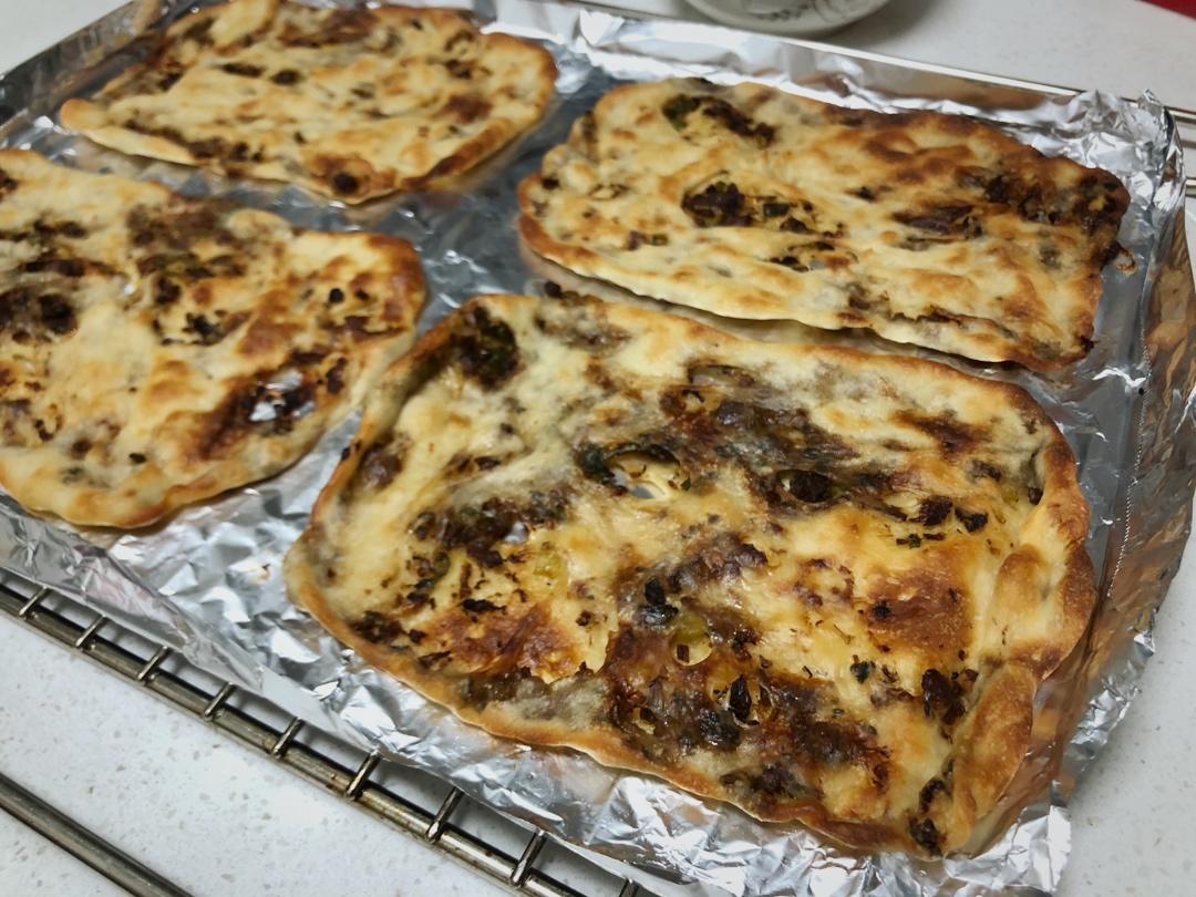 又香又酥的酸菜鲜肉锅盔