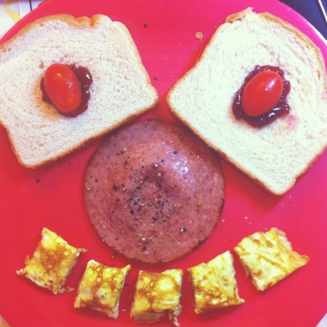 经典三明治早餐