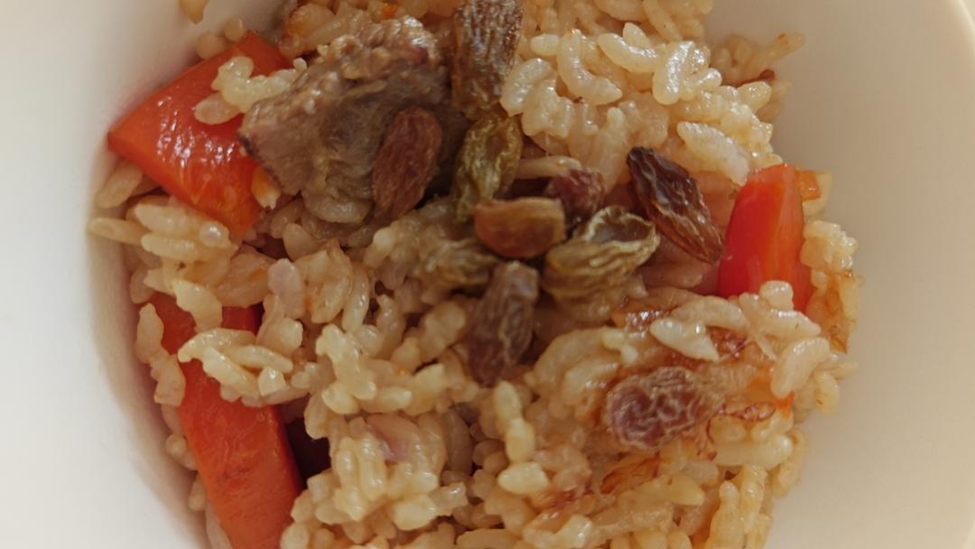 新疆家常小羊排手抓饭