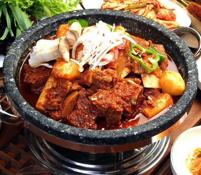 韩式排骨汤的做法