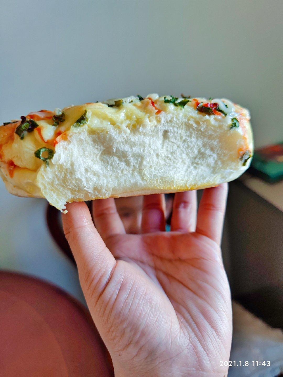 热狗葱香芝士面包