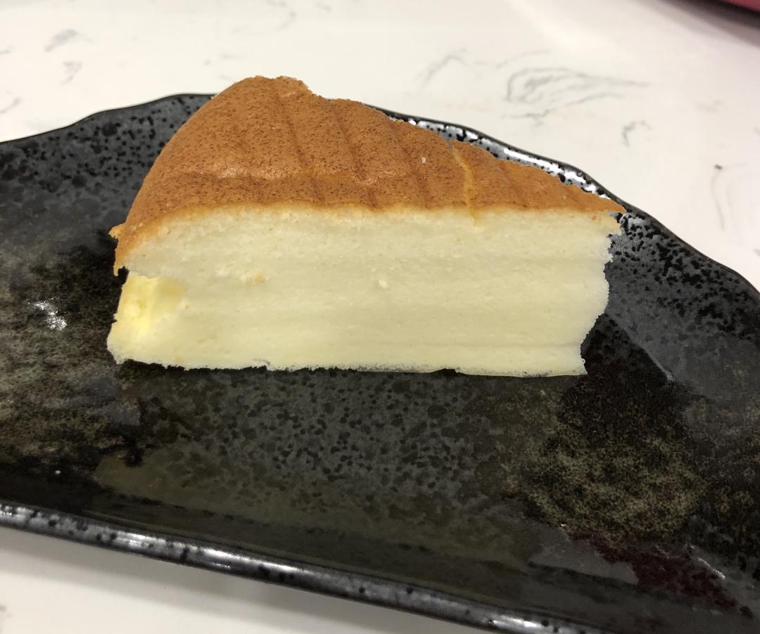 超软的~酸奶蛋糕