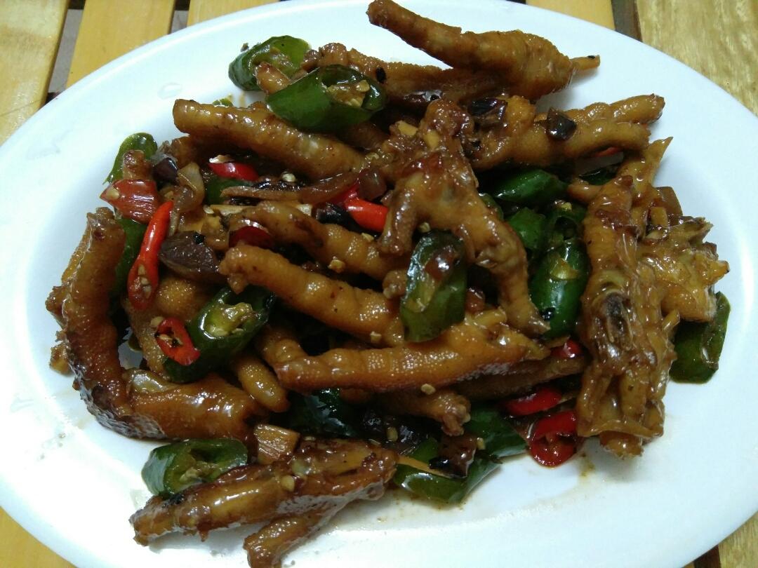 香辣烧鸡爪