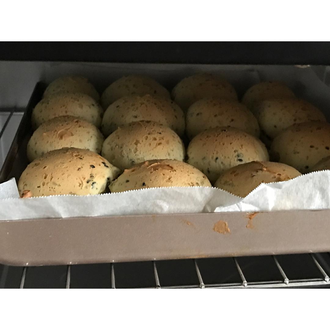 抹茶蔓越莓麻薯包（不回缩）