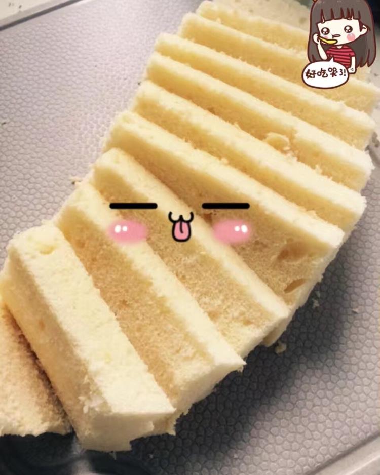 超简单完美戚风蛋糕（6寸2蛋）附打发、翻拌、脱模视频