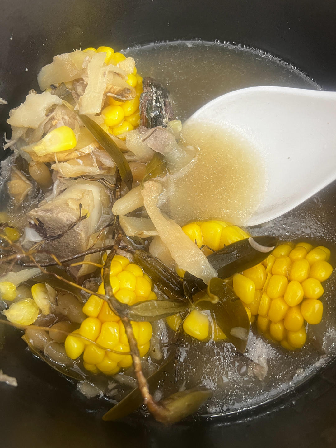 煲汤-石橄榄猪骨鲍鱼汤